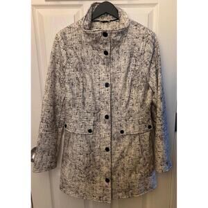 Guess Black and White Jacket Women Size Medium